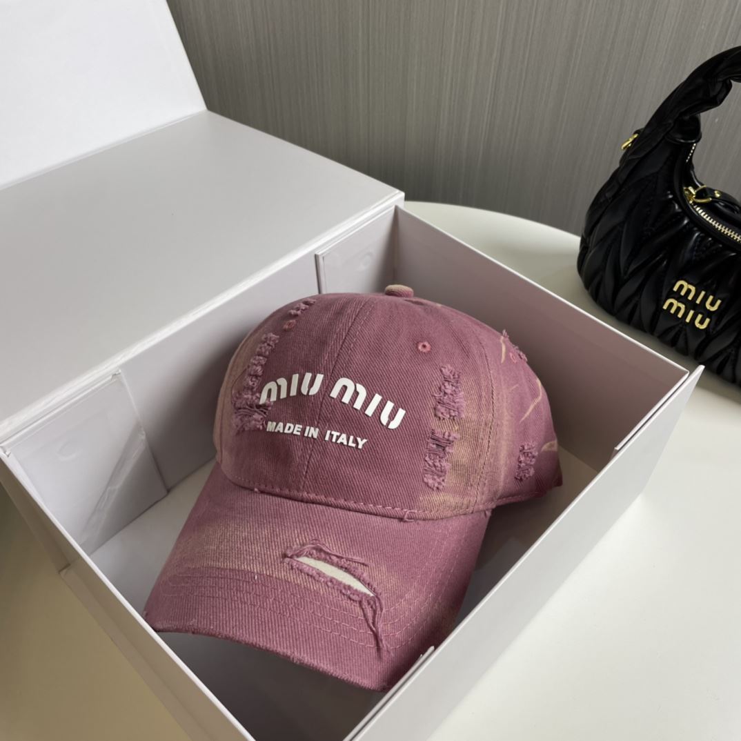 Miu Miu Caps